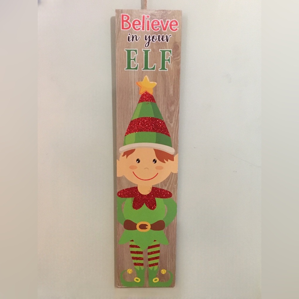 Festive Elf Holiday Sign - Green and Red